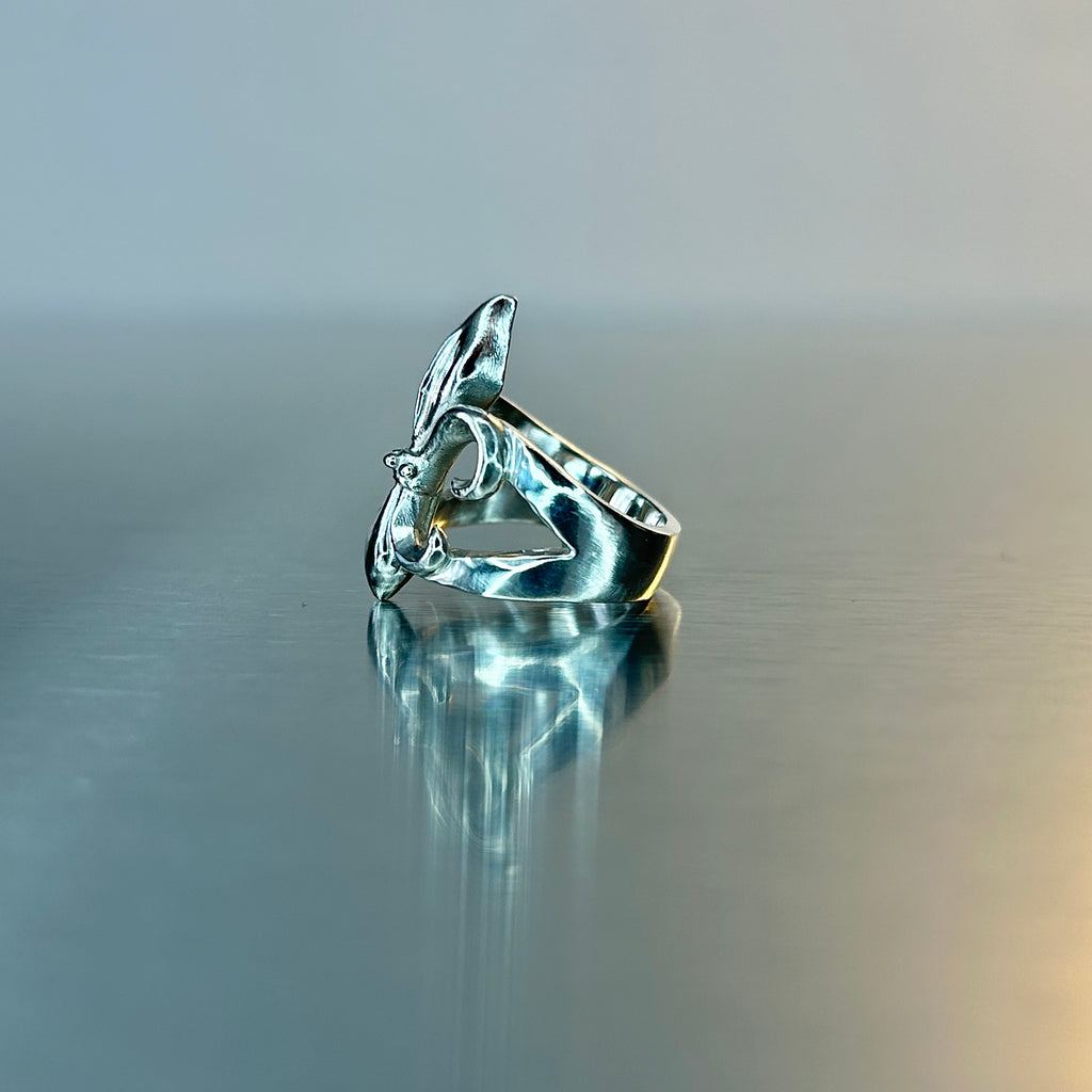 Fleur de Lis Pinky Ring