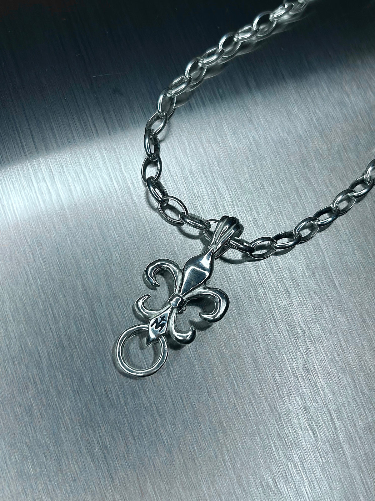 Fleur de Lis Door Knocker Chain
