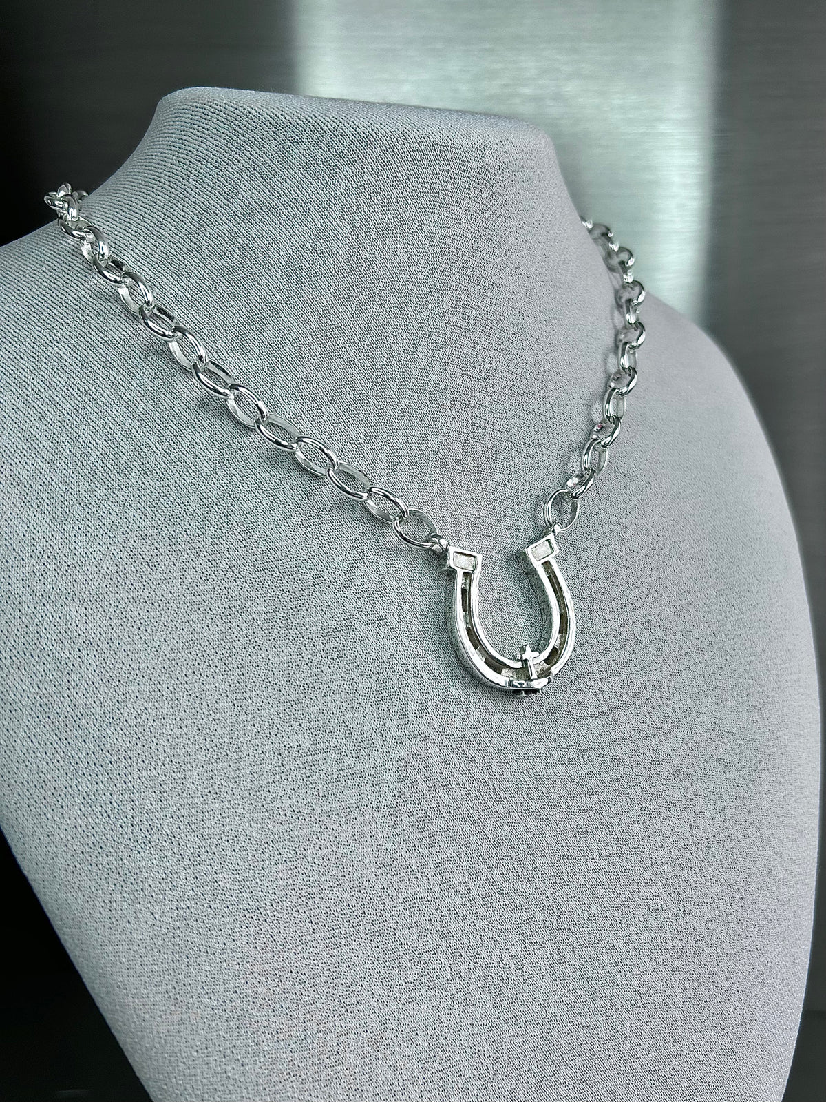 Send Luck Chain (large)