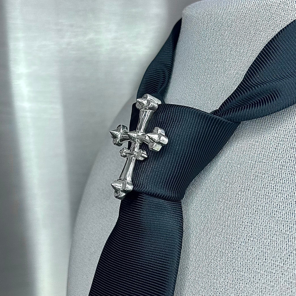 The Cruciform Tie Adornment