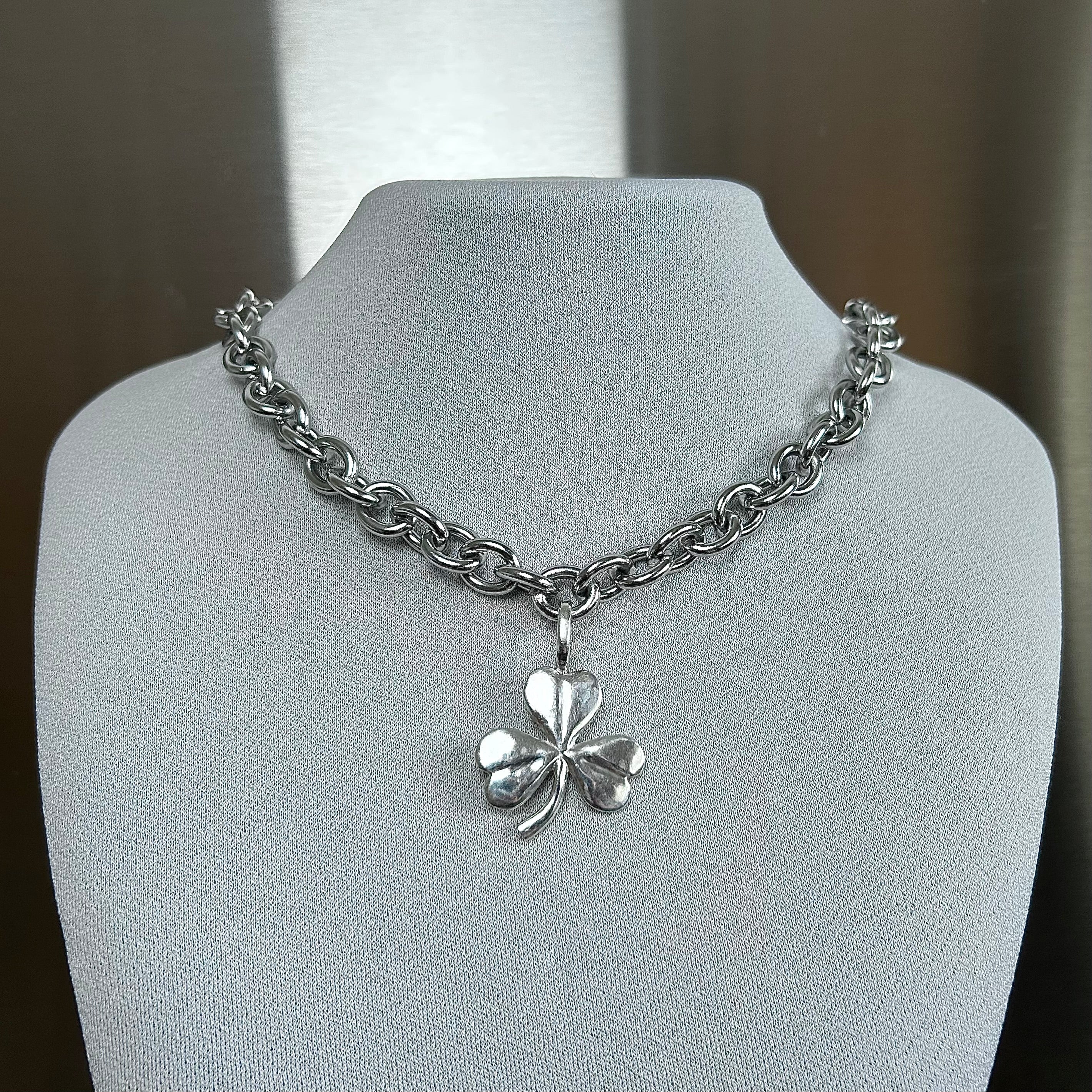 Shamrock Chain