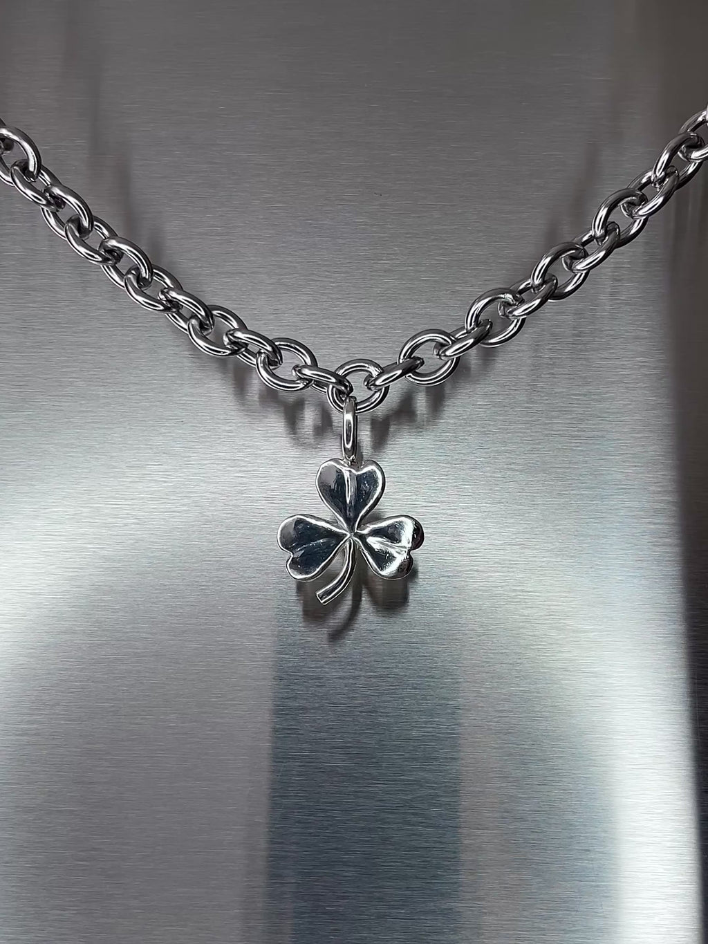 Shamrock Chain