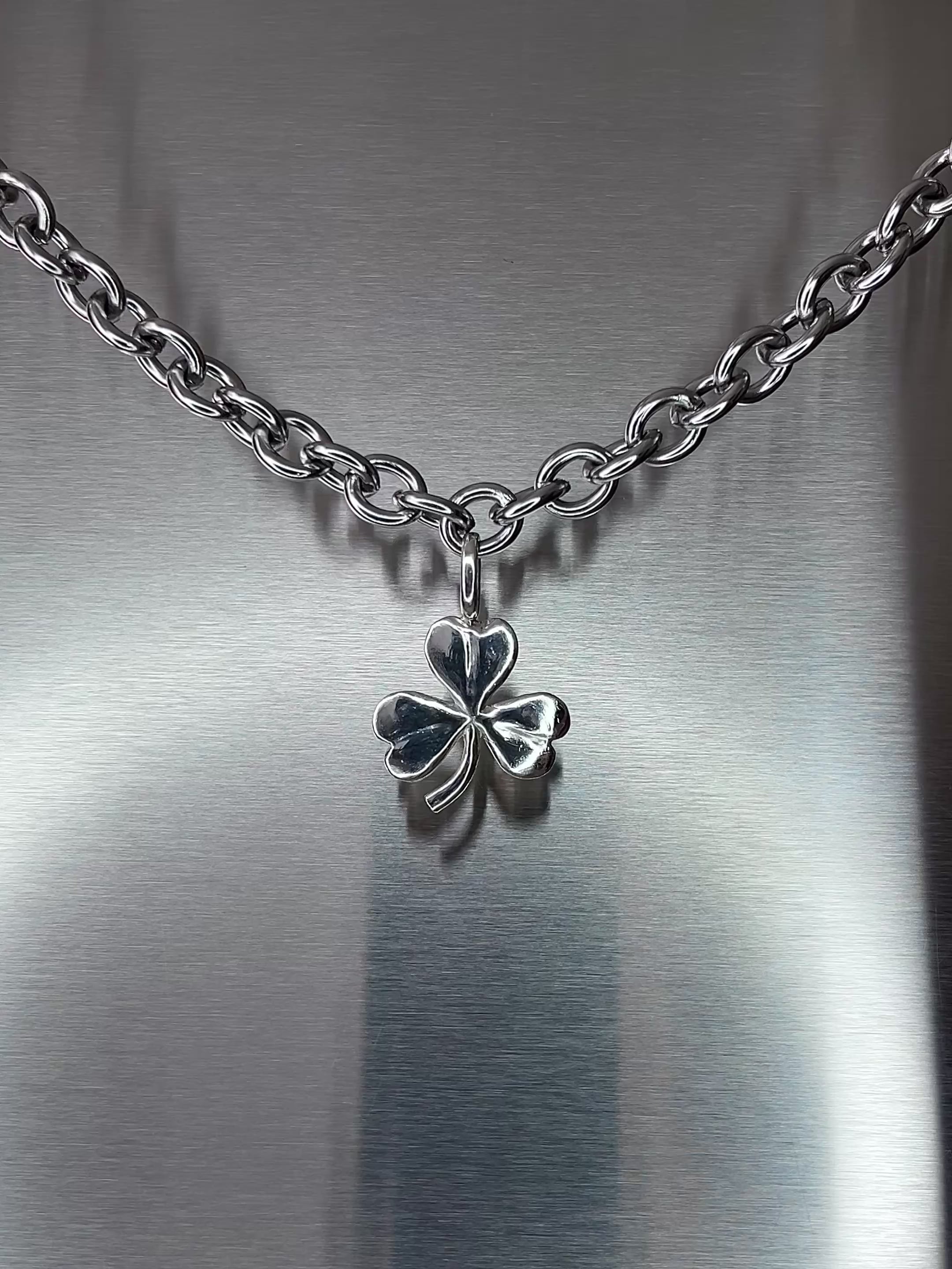 Shamrock Chain